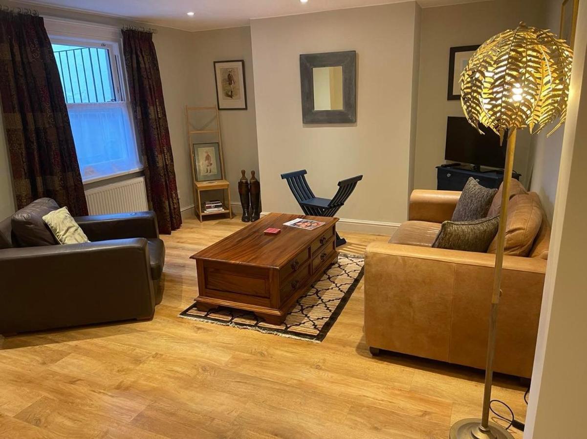 Cheltenham Central Apartment, Parking, Close bars&Restaurants Exterior foto